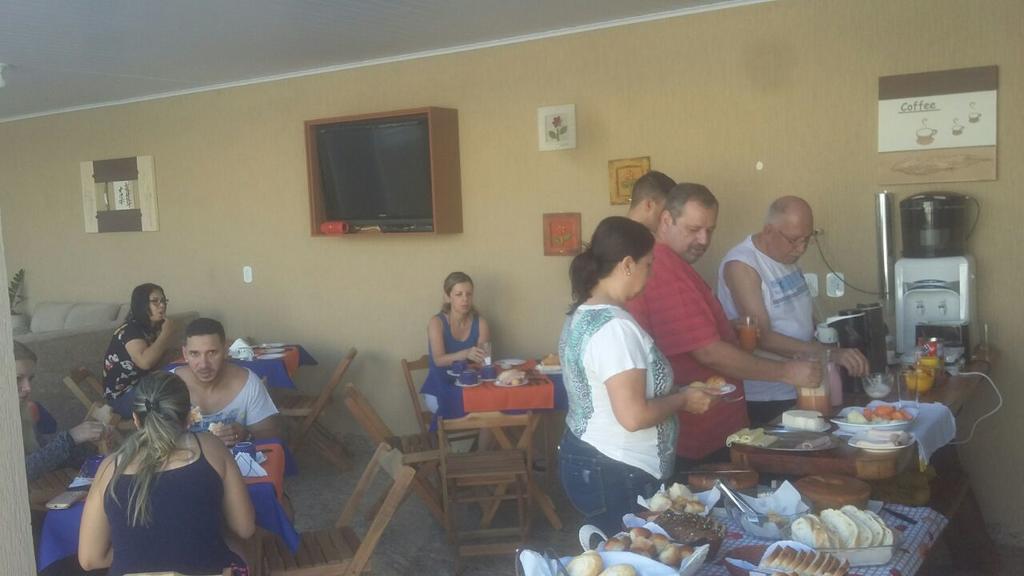 Pousada Do Gugu Caldas Novas Bagian luar foto